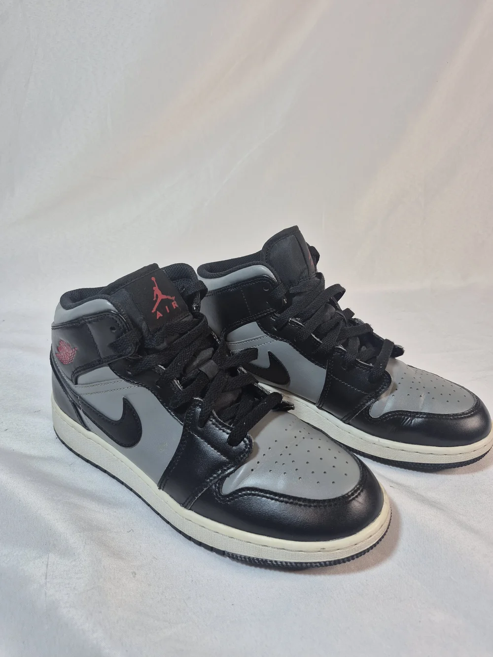 NIKE AIR Jordan 1 Mid-Top Sneakers in Black, Gray with Red Accents